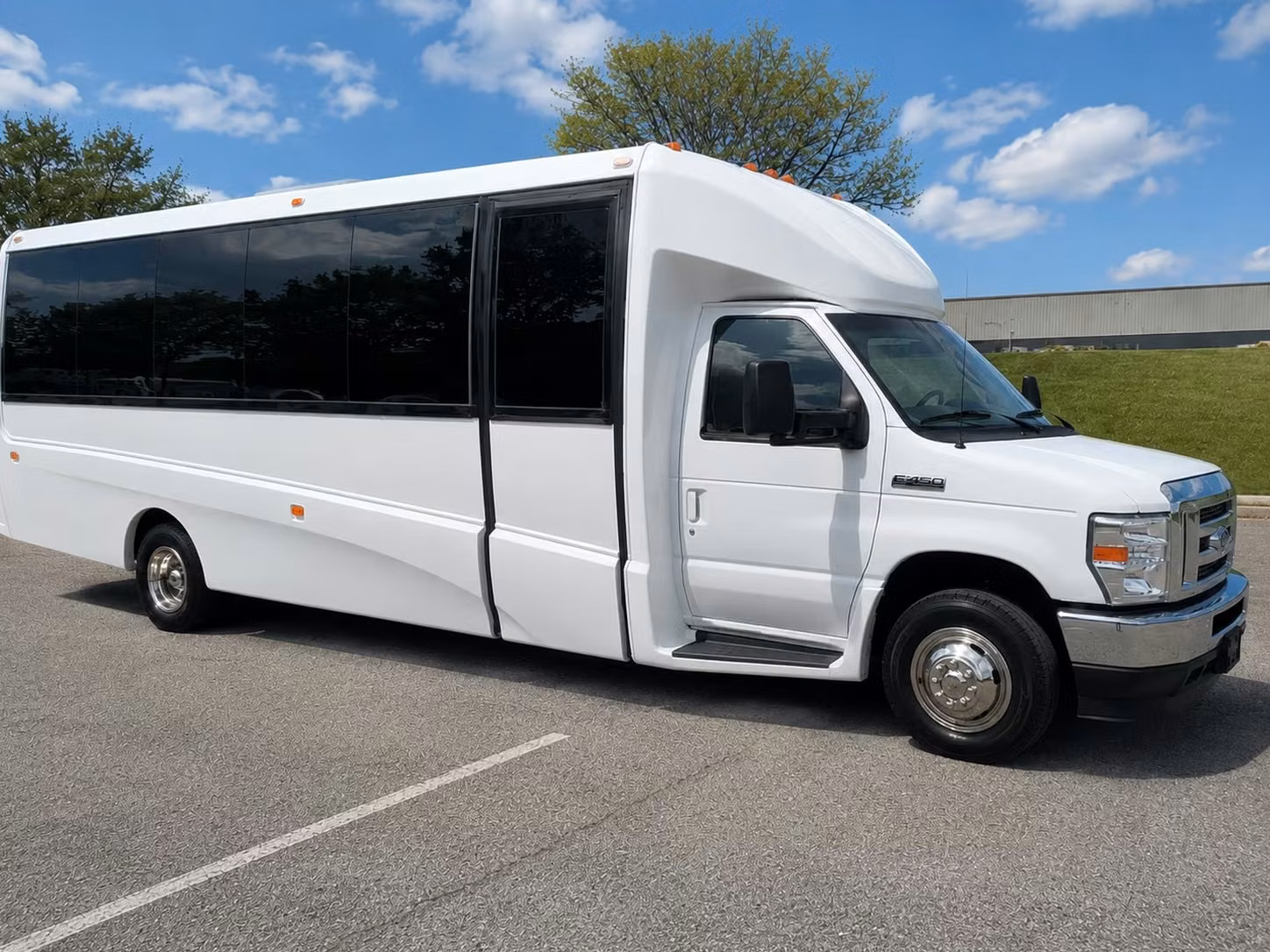 18 passenger minibus