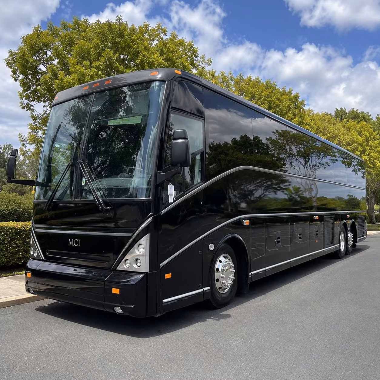 conference convention shuttle bus rentals in nashville