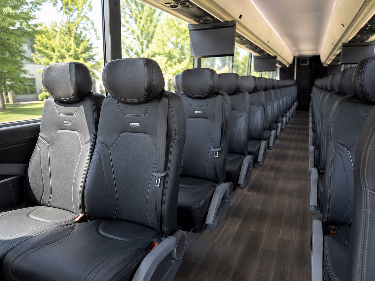how trip distance and duration affect charter bus rental rates in nashville