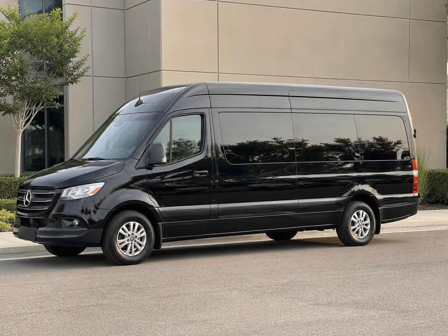 nashville wedding transportation